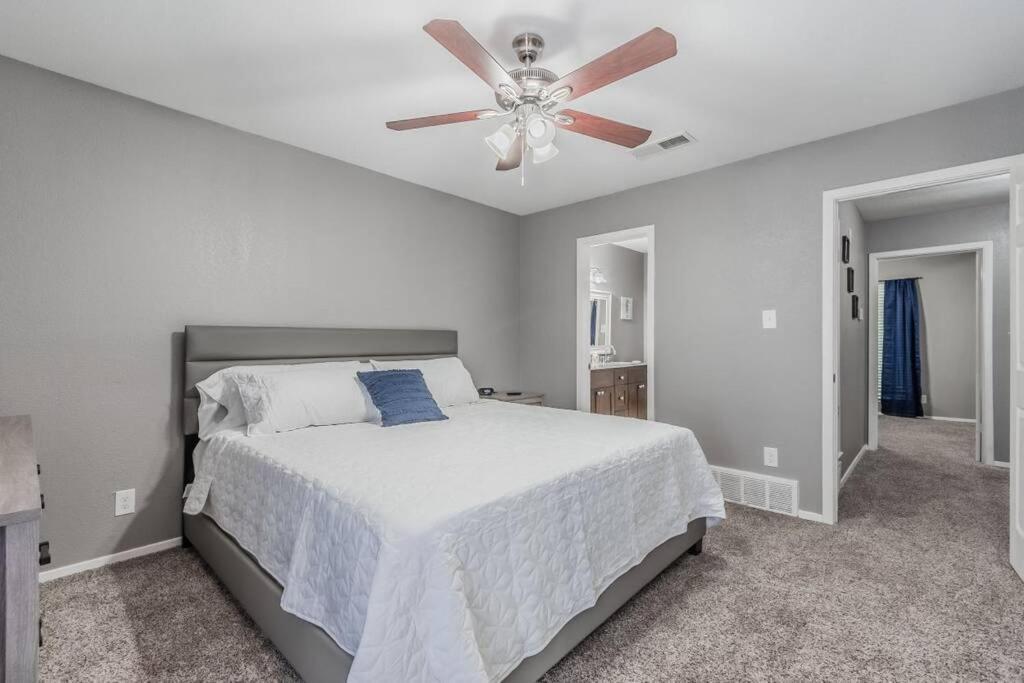 Cozy 2 Bedroom Apt 9Ml From Downtown Ft Worth Форт-Ворт Екстер'єр фото